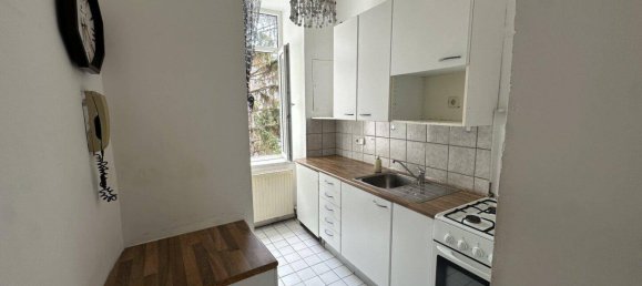 2 rooms Apartment in Favoriten, Austria No. 189972 3