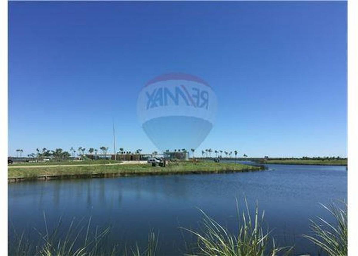  قطعة أرض في Escobar, Argentina رقم 45795