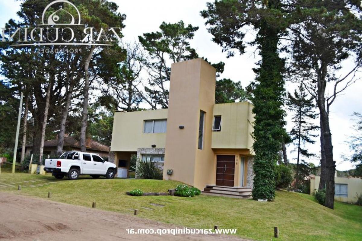 3 Schlafzimmer Haus in Mar del Plata, Argentina, Nr. 65565