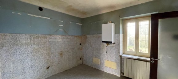 Casa de 5 habitaciónes en Pertengo, Italy No. 127609 11