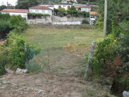 1390m² Land in Resende, Portugal No. 62165