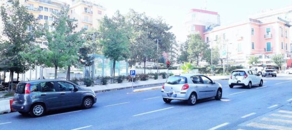 3-salle Appartement à Naples, Italy No. 35624 23