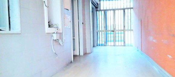 3-salle Appartement à Naples, Italy No. 35624 17