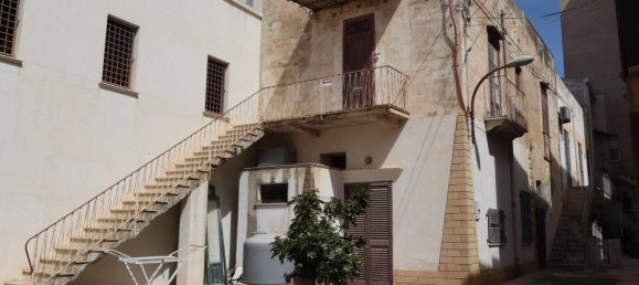 Apartamento de 3 habitaciónes en Marsala, Italy No. 37240 2