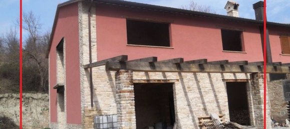 7 rooms House in Fermignano, Italy No. 274876 5