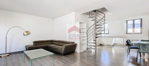 Dúplex de 3 dormitorios en Suresnes, France No. 164221 6