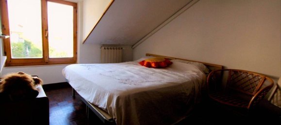 5 rooms Apartment in Castelraimondo, Italy No. 74838 9