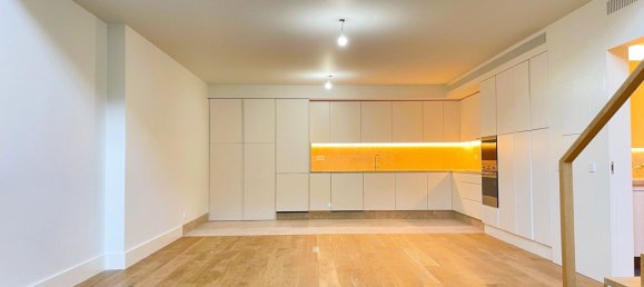 2 bedrooms Duplex in Lisbon, Portugal No. 95358 17