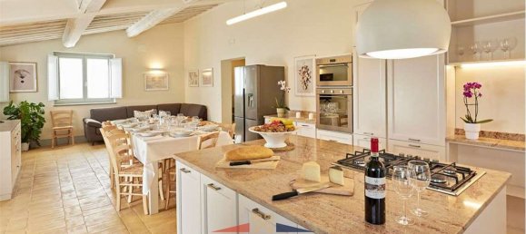 5 Schlafzimmer Villa in Cortona, Italy, Nr. 69727 19