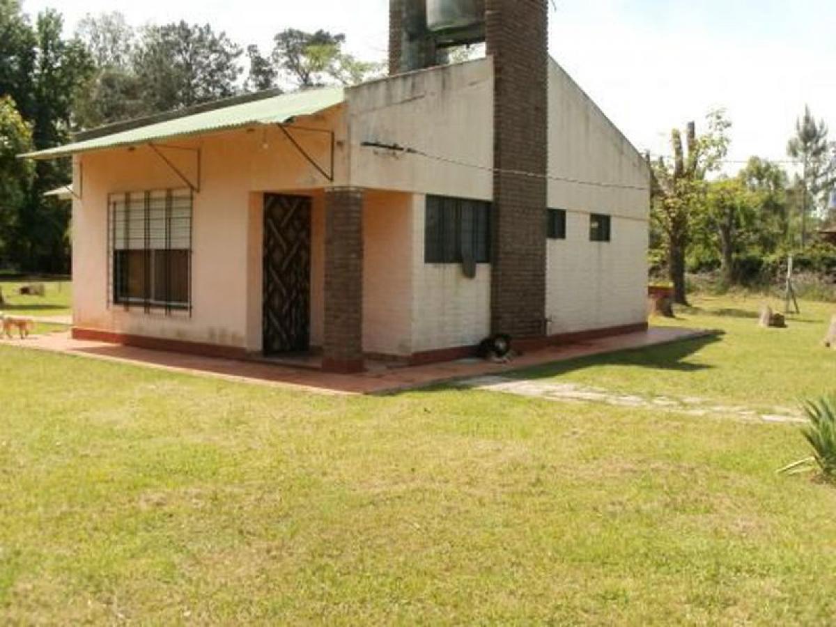 4 bedrooms Commercial property in General Las Heras, Argentina No. 25992