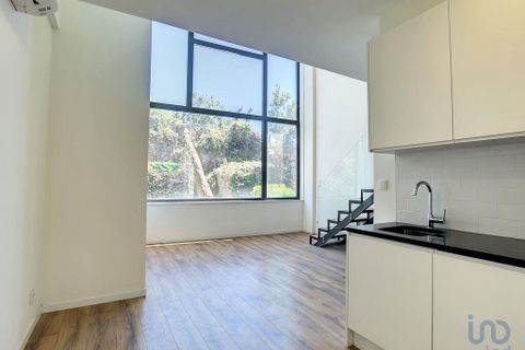 Gewerbliche Immobilie in Porto, Portugal 275m², Nr. 214170