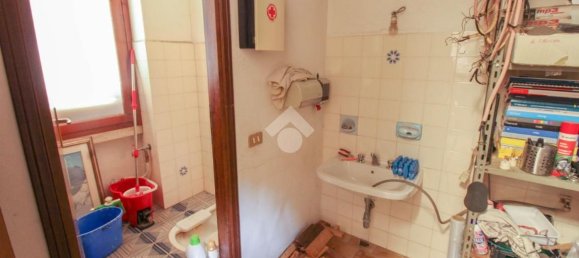 130m² Commercial property in Castrezzato, Italy No. 182148 12