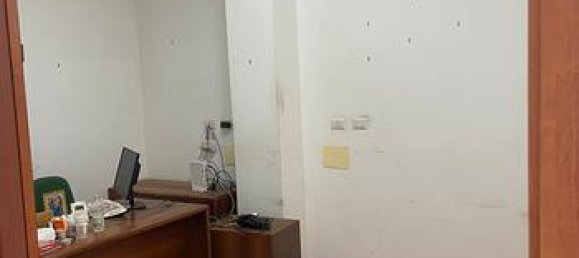 Propiedad comercial en Molfetta, Italy 70 m² No. 297545 3