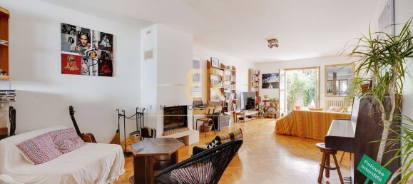 4 bedrooms House in Les Lilas, France No. 129299 2