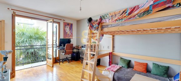 4 bedrooms House in Les Lilas, France No. 129299 7