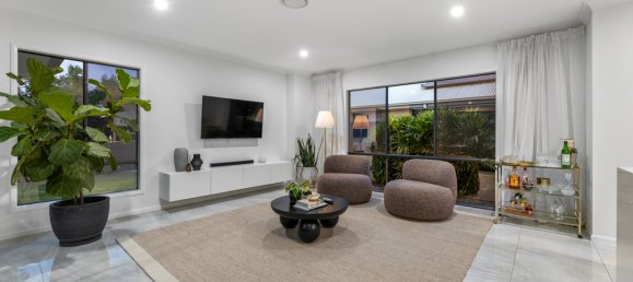 Casa de 4 dormitorios en Caboolture South, Australia No. 74 9