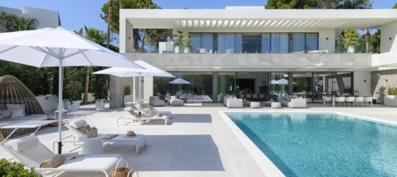 9 Schlafzimmer Villa in Nueva Andalucia, Spain, Nr. 4615 2