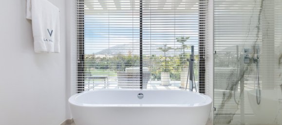 9 Schlafzimmer Villa in Nueva Andalucia, Spain, Nr. 4615 20