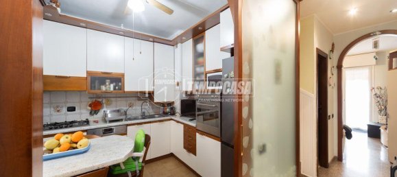 3-Zimmer Wohnung in Muggiò, Italy, Nr. 15324 15