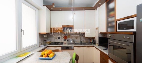 3-Zimmer Wohnung in Muggiò, Italy, Nr. 15324 11