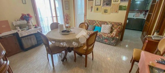 2 bedrooms Apartment in Parma, Italy No. 296226 4
