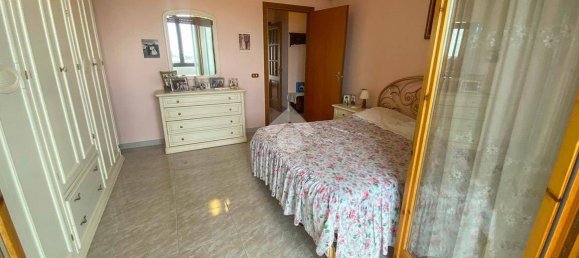 2 bedrooms Apartment in Parma, Italy No. 296226 11