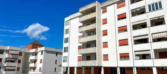 2 bedrooms Apartment in Parma, Italy No. 296226 16