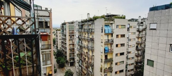 Пентхаус с 2 комнатами в Колоньо Монцезе, Италия № 137039 25