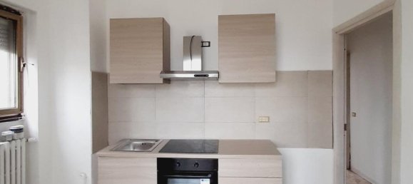 Пентхаус с 2 комнатами в Колоньо Монцезе, Италия № 137039 2