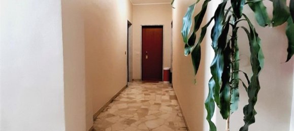 Пентхаус с 2 комнатами в Колоньо Монцезе, Италия № 137039 24