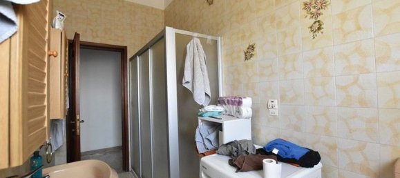 5 bedrooms Apartment in Fidenza, Italy No. 377837 16