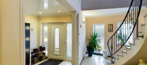 9غرفة فيلا في Neunkirchen, Germany رقم 231546 2