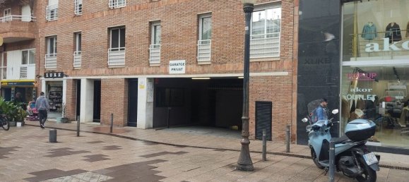 Parkplatz in Barcelona, Spain 14m², Nr. 23248 2