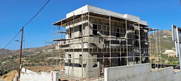 4 Schlafzimmer Villa in Akrounta, Cyprus, Nr. 14799 5