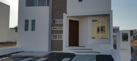 Casa de 3 dormitorios en Querétaro, Mexico No. 186548 2