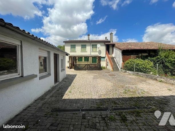 4 bedrooms House in Marne, France No. 300778