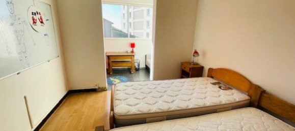 3 Schlafzimmer Haus in Ales, France, Nr. 328281 5