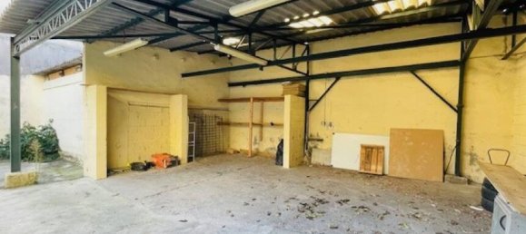 3 Schlafzimmer Haus in Ales, France, Nr. 328281 11