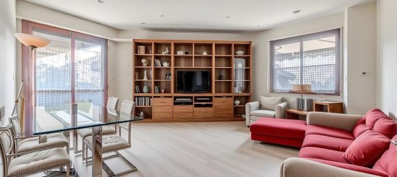 Apartamento de 4 habitaciónes en Arese, Italy No. 2489 2