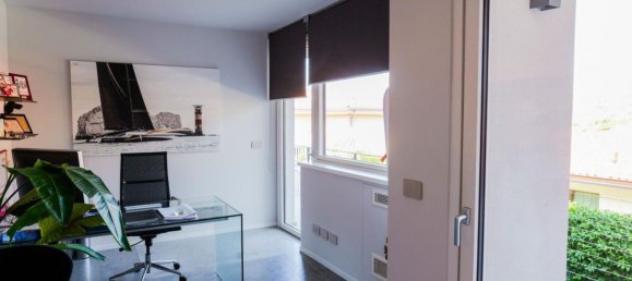 4 Schlafzimmer Villa in Trieste, Italy, Nr. 363101 26