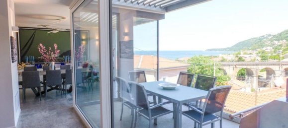 4 Schlafzimmer Villa in Trieste, Italy, Nr. 363101 32