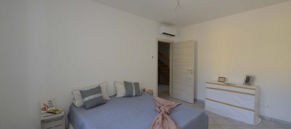 8 bedrooms House in Finale Emilia, Italy No. 376330 15