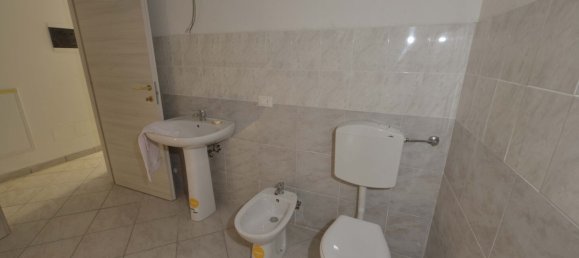 8 bedrooms House in Finale Emilia, Italy No. 376330 10