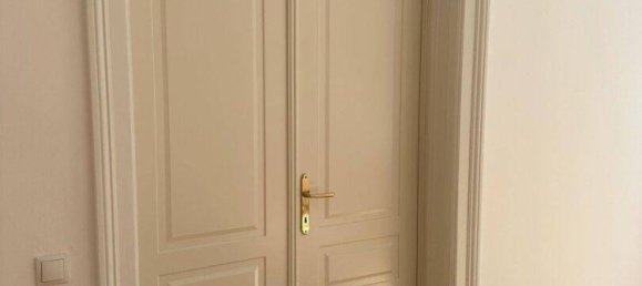 2 rooms Apartment in Alsergrund, Austria No. 245760 12