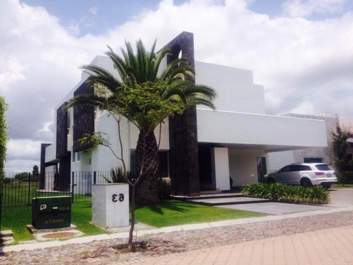 4 bedrooms House in Queretaro, Mexico No. 152569