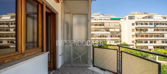 Apartamento de 4 dormitorios en Palermo, Italy No. 328619 31
