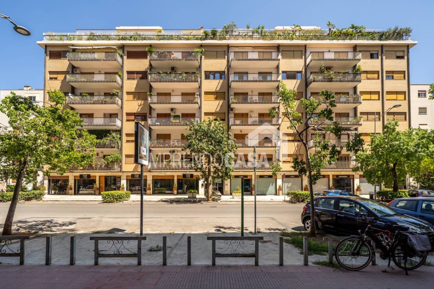 Apartamento de 4 dormitorios en Palermo, Italy No. 328619