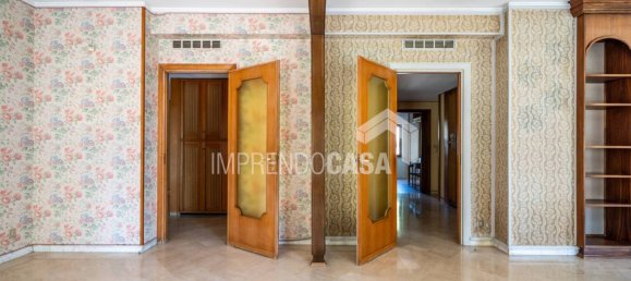 Apartamento de 4 dormitorios en Palermo, Italy No. 328619 13
