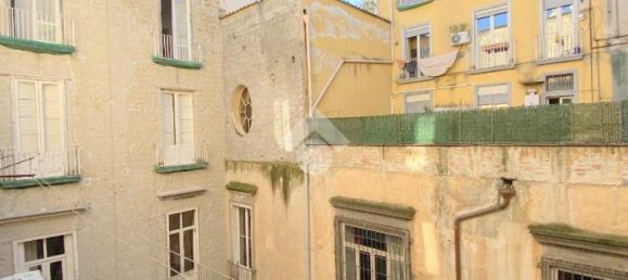6 rooms Apartment in Naples, Italy No. 106861 15