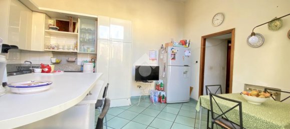 6 rooms Apartment in Naples, Italy No. 106861 17